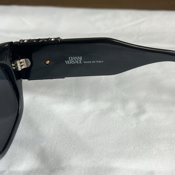Vintage Gianni Versace Mod 413/H Col 852 main image 4